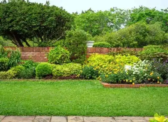 landscaping services Lido Beach